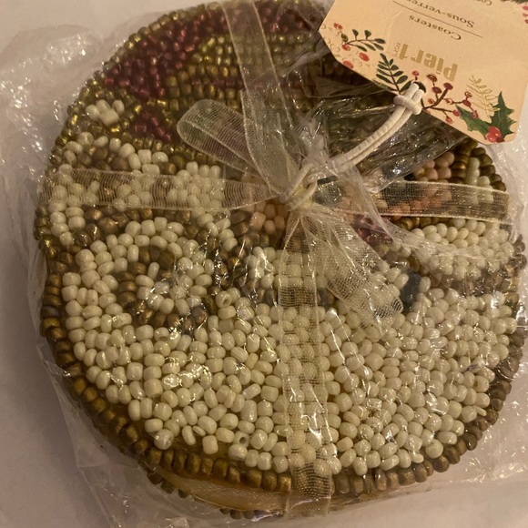 NIP Pier 1 Sant Face Beaded Coasters Made in India - Picture 4 of 9